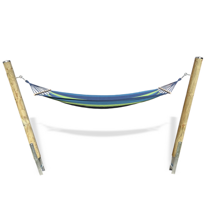 Hängematte mit Holzgestell Garten
